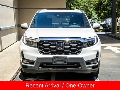 Used 2023 Honda Passport EX-L image 2