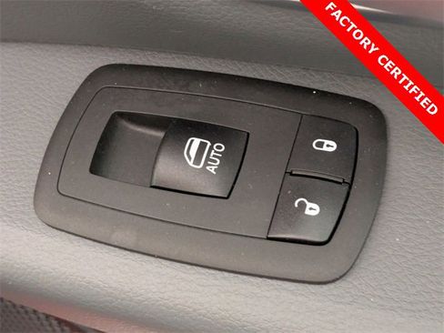 Certified 2022 RAM 1500 Big Horn image 33