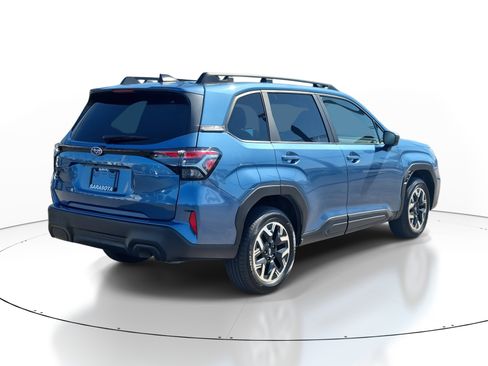 Certified 2025 Subaru Forester Premium image 6