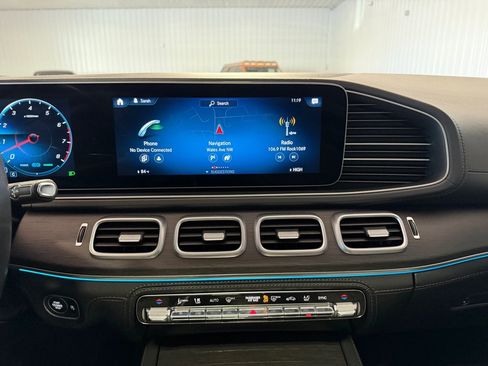 Used 2020 Mercedes-Benz GLS 450 4MATIC image 34