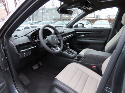 Certified 2023 Honda CR-V Sport Touring image 2