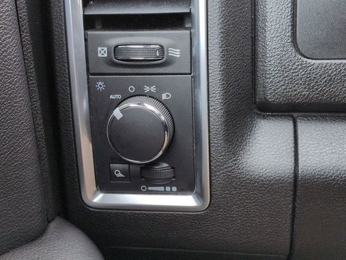 Used 2022 RAM 1500 Classic Warlock w/ Electronics Group image 18