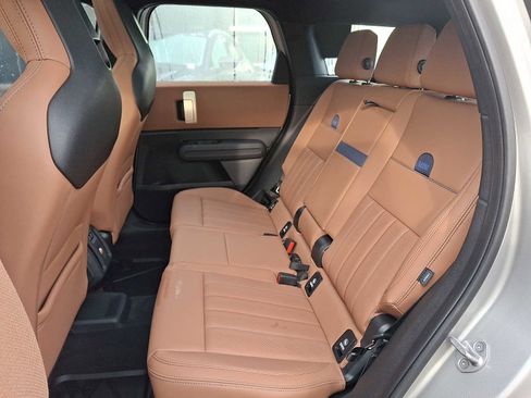 Certified 2025 MINI Cooper Countryman S image 8