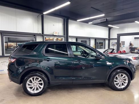 Used 2017 Land Rover Discovery Sport HSE image 13