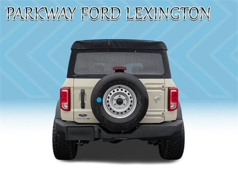 New 2025 Ford Bronco 4-Door image 6