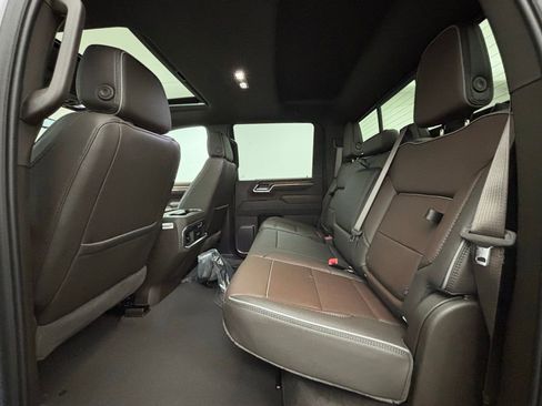 New 2025 GMC Sierra 2500 Denali w/ Denali Reserve Package image 44