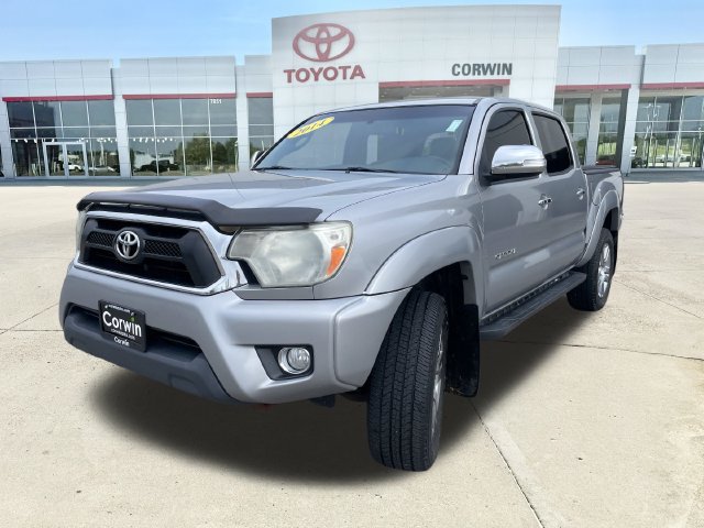 Used 2014 Toyota Tacoma 4x4 Double Cab w/ Limited Package image 7