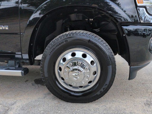 Used 2023 RAM 3500 Limited AWD/4WD image 10