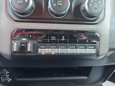 Used 2021 RAM 2500 Tradesman AWD/4WD image 30