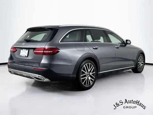 Used 2023 Mercedes-Benz E 450 4MATIC All-Terrain Wagon w/ Premium Package image 7
