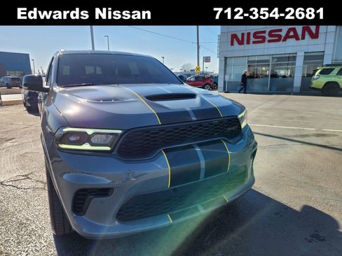 Used 2024 Dodge Durango SRT image 2