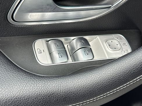 Used 2023 Mercedes-Benz GLE 350 4MATIC image 12