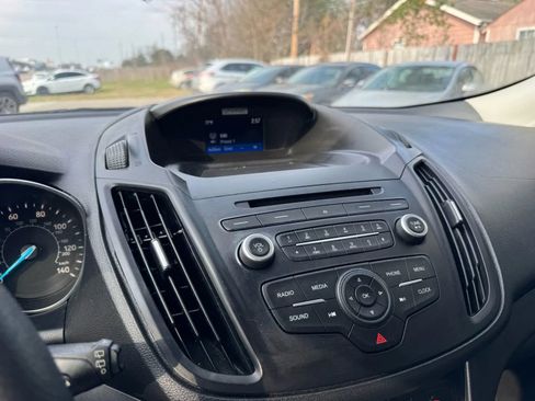Used 2018 Ford Escape S FWD image 37