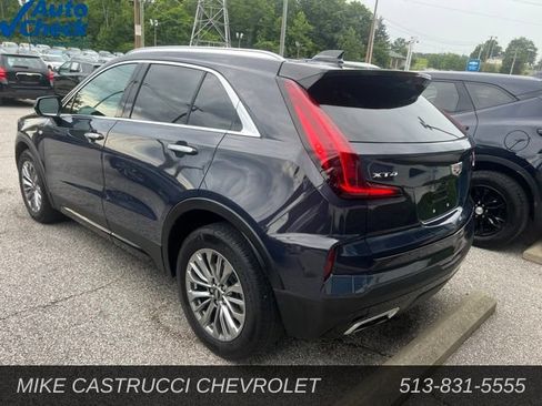 Used 2025 Cadillac XT4 Premium Luxury FWD image 4