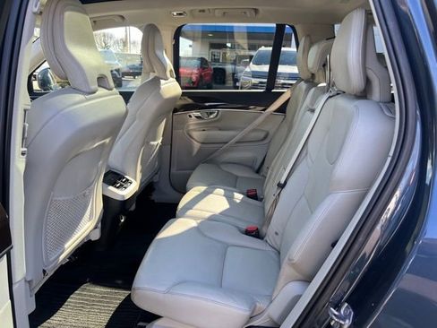 Used 2019 Volvo XC90 T6 Momentum w/ Advanced Package image 13