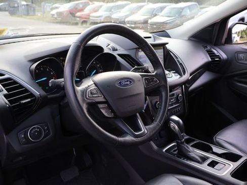 Used 2018 Ford Escape Titanium w/ Ford Safe & Smart Package AWD/4WD image 9