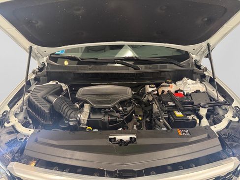 Certified 2024 Cadillac XT6 Premium Luxury image 5