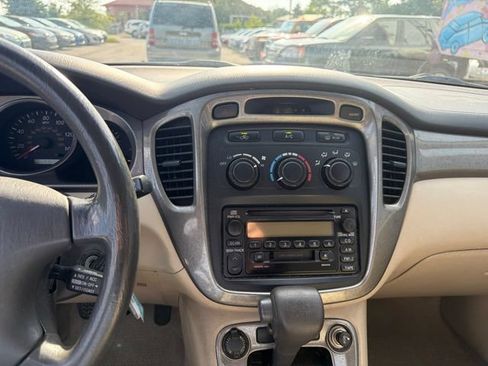 Used 2002 Toyota Highlander 4WD V6 image 12