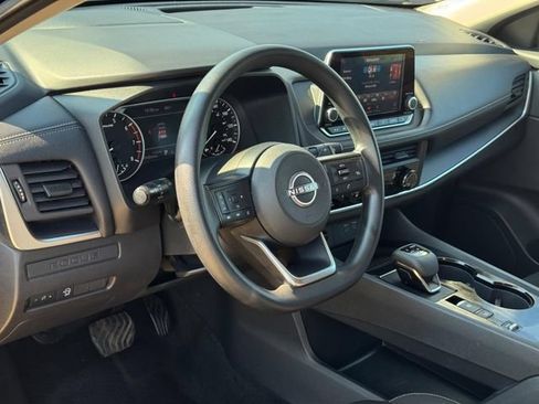 Certified 2024 Nissan Rogue S FWD image 21