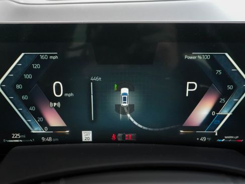 Certified 2024 BMW X7 xDrive40i w/ Climate Comfort Package image 17