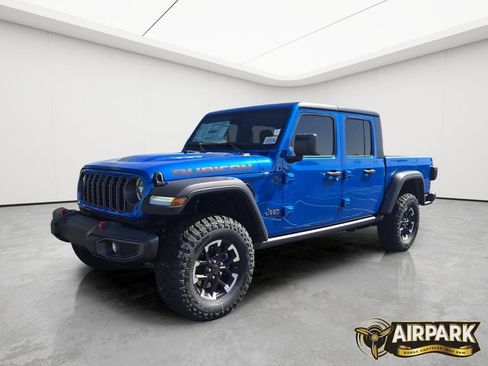 New 2025 Jeep Gladiator Rubicon w/ Convenience Group AWD/4WD image 8