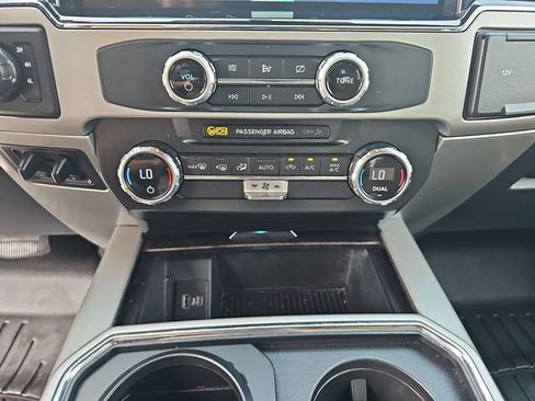 Used 2022 Ford F250 Lariat w/ Tremor Off-Road Package AWD/4WD image 26