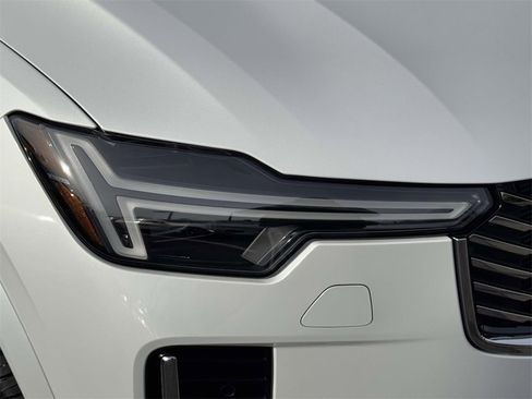 Used 2026 Volvo XC90 B6 Plus w/ Protection Package image 7