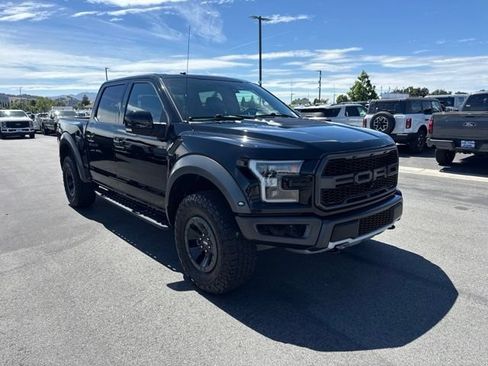 Certified 2018 Ford F150 Raptor w/ Equipment Group 802A Luxury AWD/4WD image 4