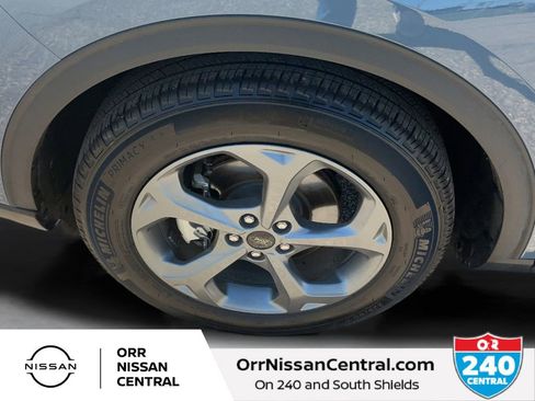 Used 2025 Ford Escape ST-Line FWD image 9