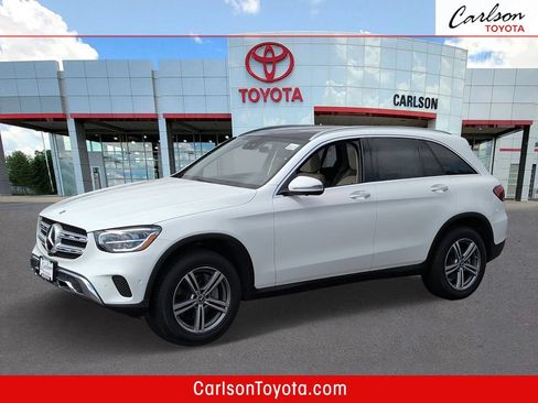 Used 2022 Mercedes-Benz GLC 300 4MATIC image 1