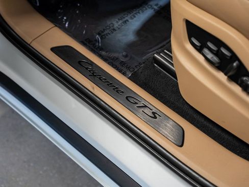 Used 2022 Porsche Cayenne GTS image 72