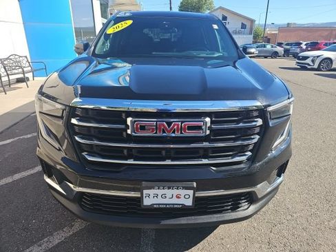 Used 2025 GMC Acadia Elevation AWD/4WD image 3