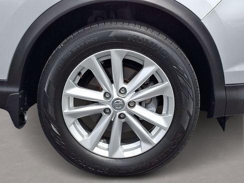 Used 2018 Nissan Rogue Sport S w/ S Appearance Package FWD image 8