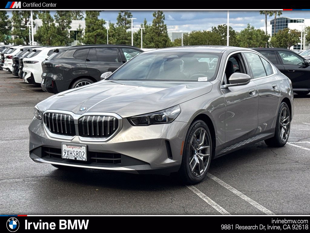 Used 2026 BMW 530i w/ Premium Package RWD image 1