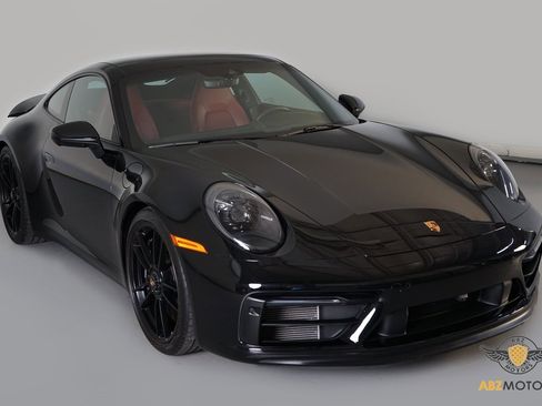 Used 2022 Porsche 911 Carrera GTS image 2