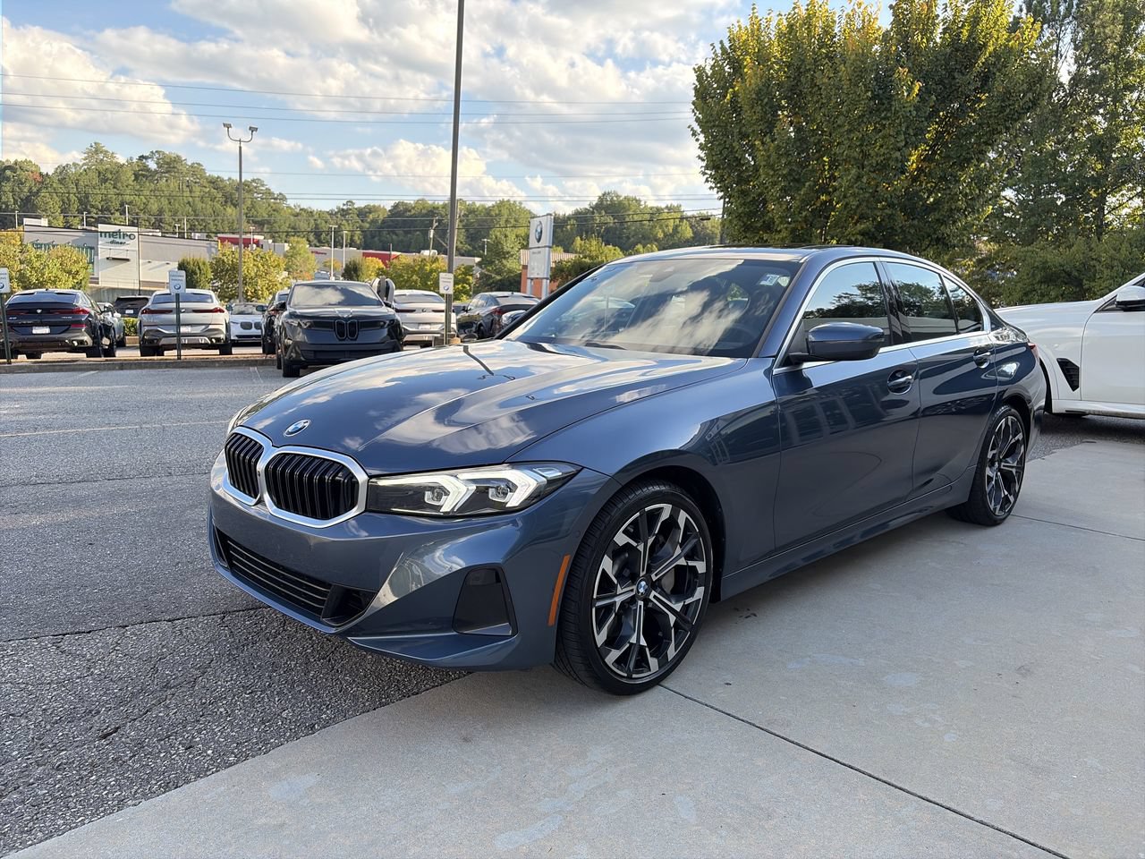 Used 2026 BMW 330i Sedan RWD image 4