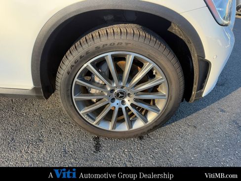 Certified 2022 Mercedes-Benz GLC 300 4MATIC Coupe image 15