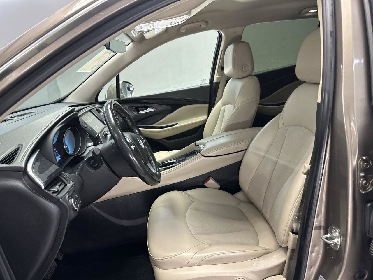 Used 2018 Buick Envision Preferred FWD image 14
