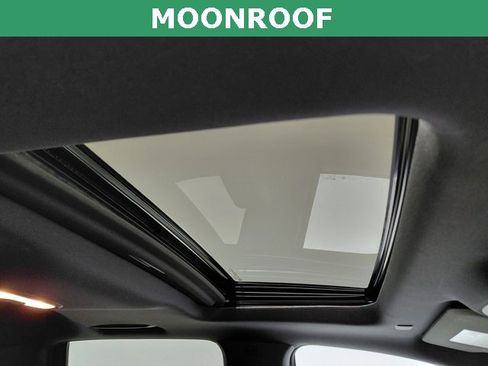 Used 2024 Chevrolet Colorado LT w/ LT Convenience Package III image 4