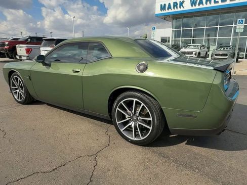 Used 2022 Dodge Challenger R/T w/ Plus Package image 6