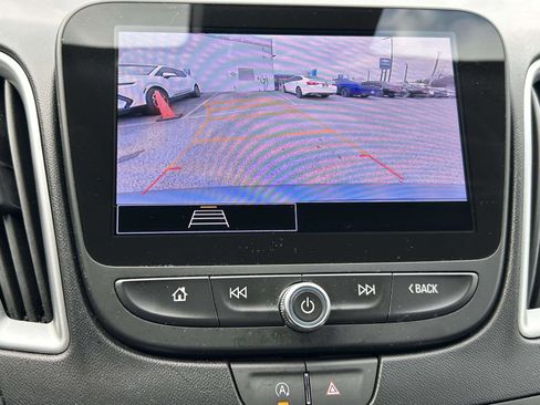 Used 2024 Chevrolet Malibu LT image 23