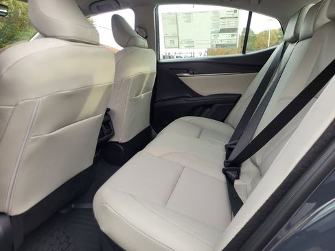 New 2026 Toyota Camry XLE image 5