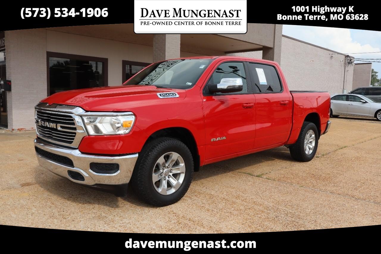 Used 2024 RAM 1500 Laramie AWD/4WD image 1