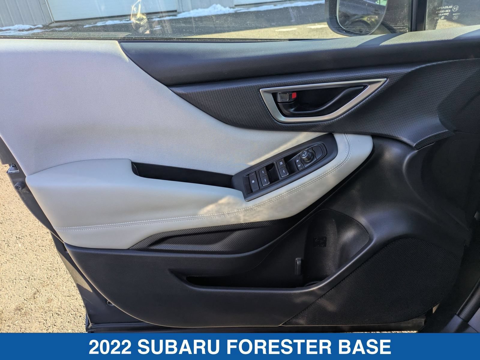 Used 2022 Subaru Forester AWD/4WD image 12