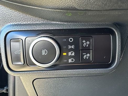 Used 2025 Ford Explorer ST-Line w/ ST-Line Street Pack image 24