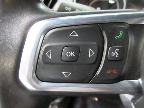 Used 2021 Jeep Wrangler Unlimited Sahara w/ LED Lighting Group AWD/4WD image 21