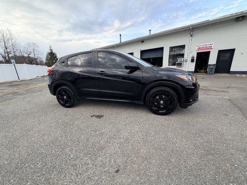 Used 2019 Honda HR-V LX image 41