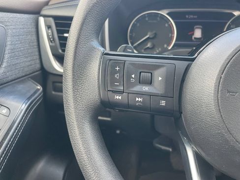 Certified 2023 Nissan Rogue SV AWD/4WD image 12