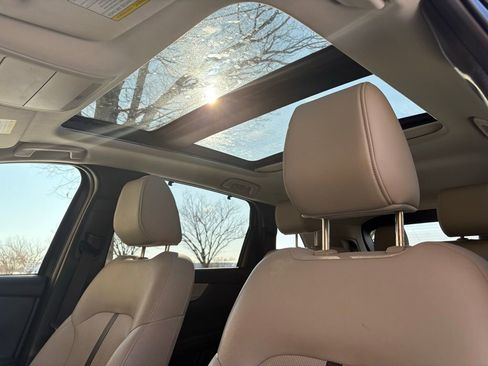 Used 2024 MAZDA CX-90 3.3 Turbo w/ Premium Package image 25