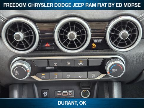 Used 2024 Nissan Sentra SV FWD image 13